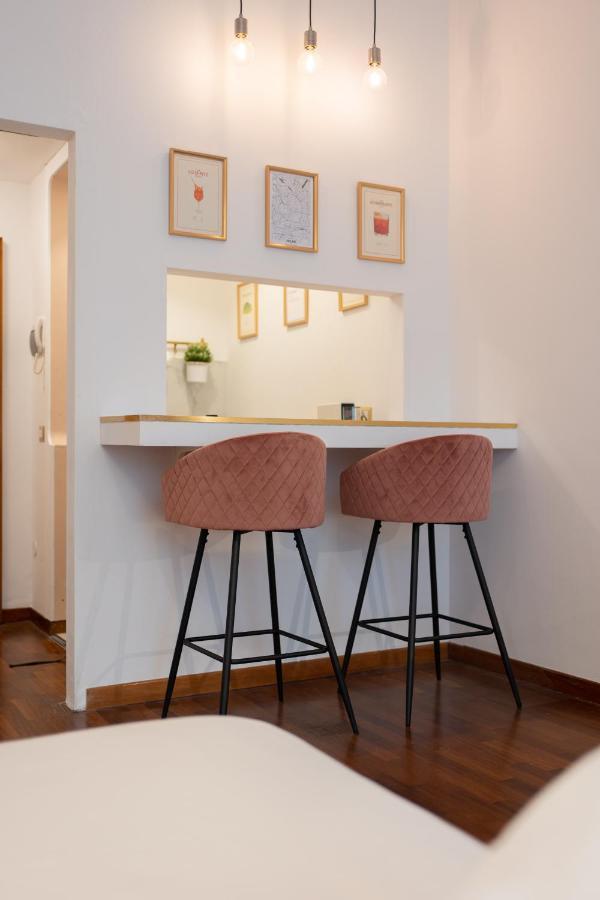 Amalia'S House, Cozy Studio Apartment In Brera Milão Exterior foto